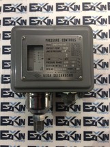 Ueda Seisakusho P5S-10-3T Pressure Control Max. 28 kgf/cm²  - $58.40