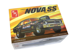AMT 1:25 Scale Chevy Nova SS Pro Stocker Model Car Kit Brand New - $39.96