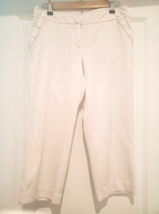 Zac &amp; Rachel Woman 6 White Embellished Capri Pants Flat Front Super Soft - $18.95