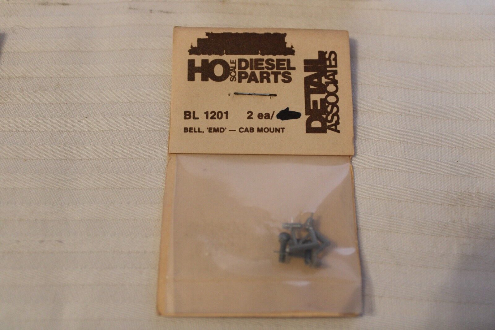 Primary image for HO Scale Detail Associates, Pack of 2, Bell EMD Cab Mount, #BL1201