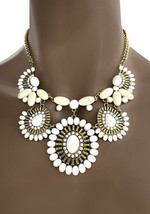 White &amp; Cream Lucite Beads Clear Rhinestones Statement Everyday Casual Necklace - £15.65 GBP