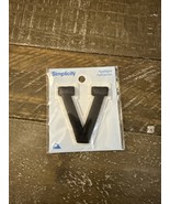 Simplicity Iron On Black Patch Letter V - €10,03 EUR