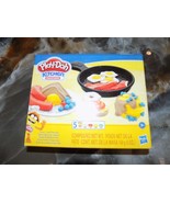 Play-Doh Kitchen Creations Breakfast Toast Waffles Set NEW  - $468.23 MXN