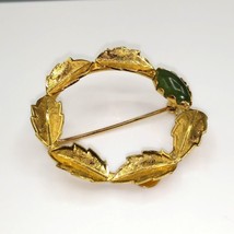 Vintage Karatclad By Bell Wreath Brooch Gold Plated Marquise Jade Stone - £30.93 GBP