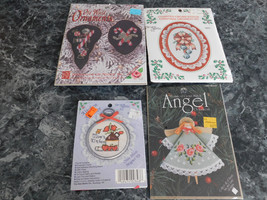 Counted Cross Stitch  Ornament Kits lot of 4 - $130.29 MXN