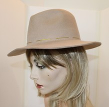 Morgan &amp; Taylor 100% Australian Wool Tan Hat W Gold Trim Headband OSFM A... - $39.60