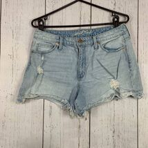 Universal Thread 12x31R Mid Rise Denim Shorts Girl - $91.20 MXN