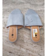 Chattiest Size 7/8 Blue Suede Sandals - $25.56 CAD