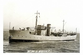 nav0012 - Royal Navy Trawler - HMS Basset - photograph 6x4 - £2.18 GBP