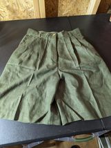 Michelle New York size 10 rayon/polyester blend knit shorts - $13.86