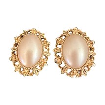 Vintage Faux Pearl Gold Tone Clip On Earrings 1&quot; - £8.62 GBP