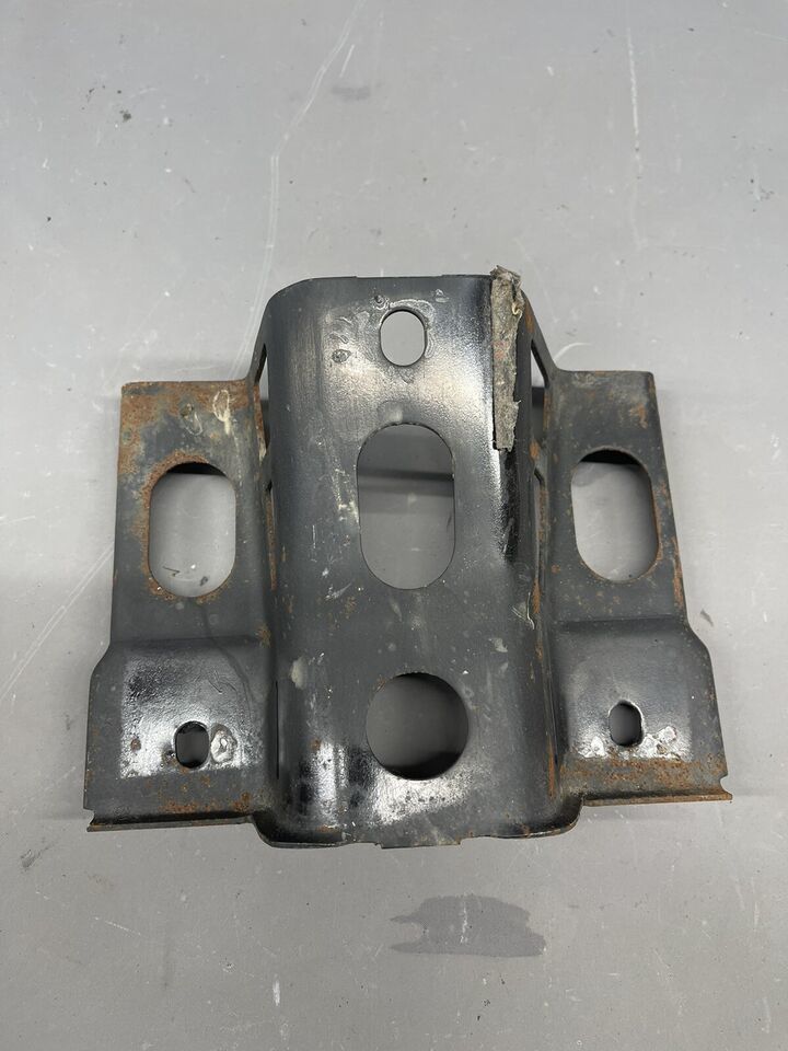 1982-1989 Camaro Firebird Trans Am Upper Steering Column Brace Bracket D... - $22.65