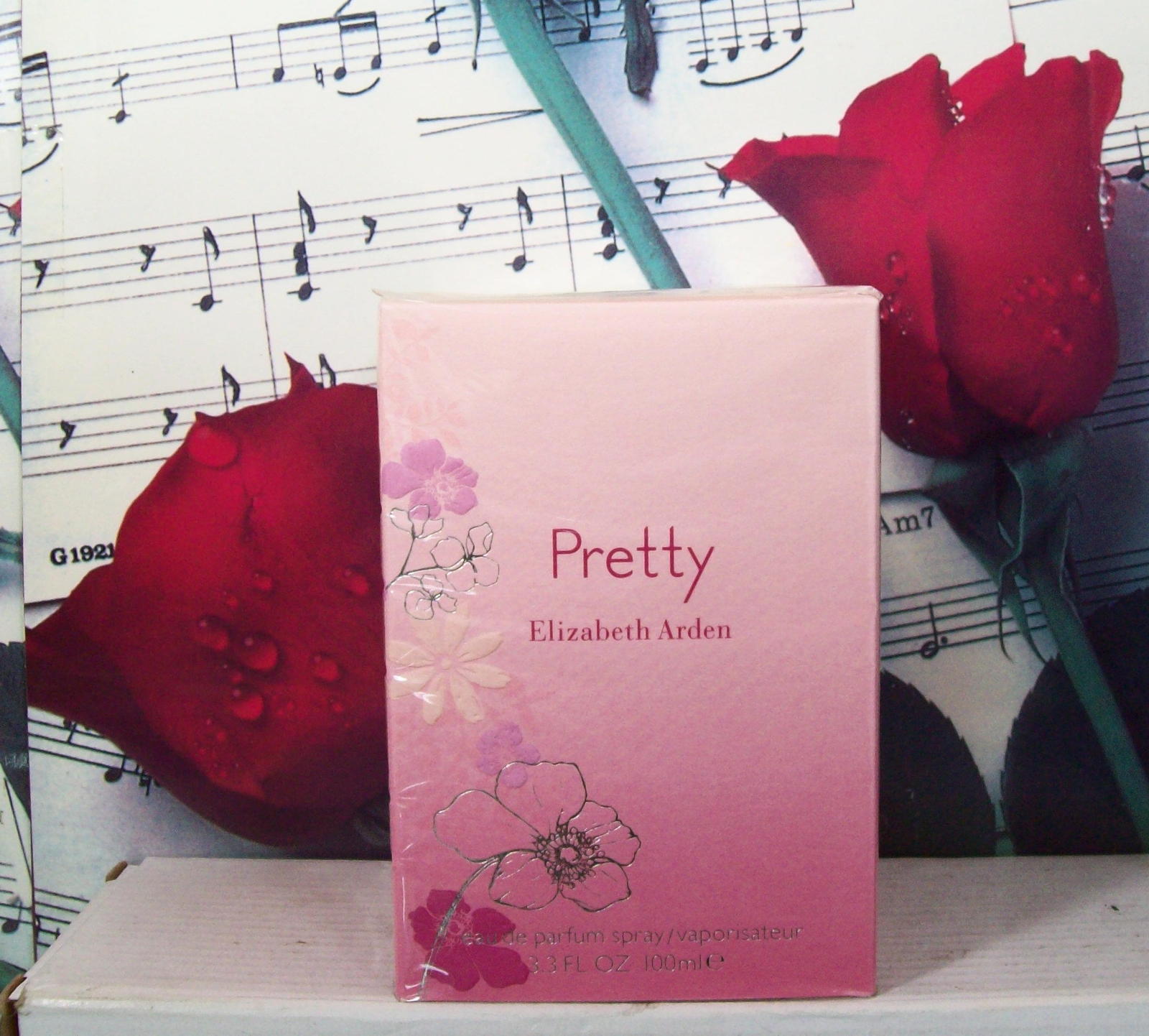 Elizabeth Arden Pretty EDP Spray 3.3 FL. OZ. - £31.69 GBP