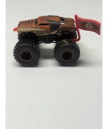 Hot Wheels Monster Trucks Barbarian 1:64 Monster Mutt - $109.55 MXN