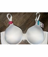 Vanity Fair ~ Women&#39;s Bra Radiant Smoothing Underwire Padded White ~ 42DDD - $33.60 CAD