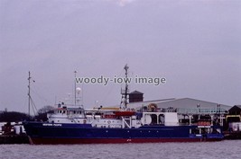 SLXY509 - Research Vessel - Western Pacific - 35mm Colour Slide - £1.98 GBP