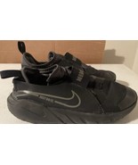 Nike Boys Suze 4 Flex Runner 2 Sneakers Triple Black - $39.64 CAD