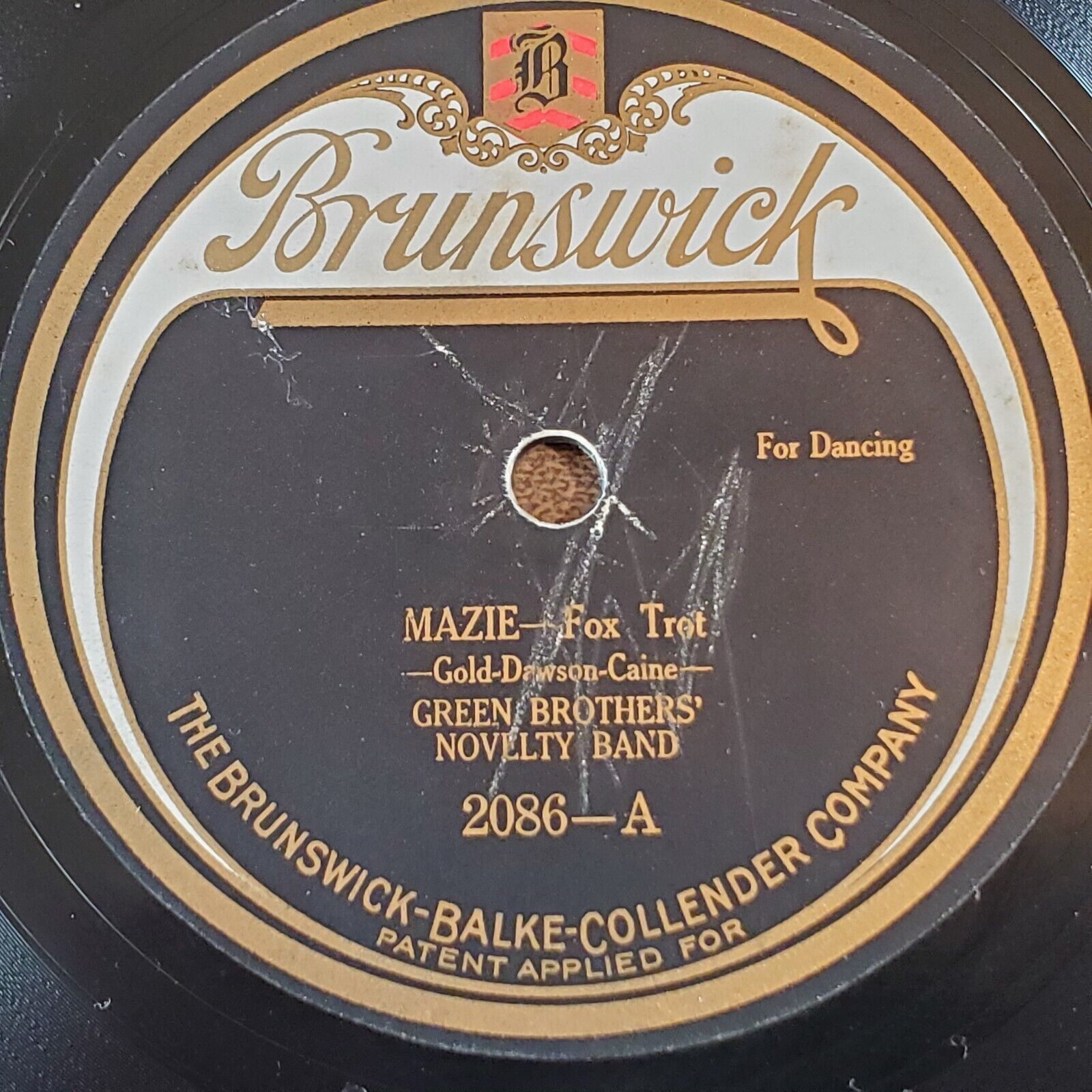 1921 GREEN BROS. NOVELTY BAND 78 RPM Record 10in MAZIE Brunswick 2086 Sh... - $15.20