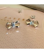 Ted Baker London Susli Bow Stud Earrings,  Silver Plated, Gift Box NWT - $718.71 MXN