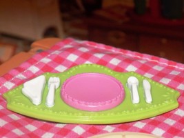 Fisher Price Loving Family Dollhouse Cabana Green Food Plate Setting Pla... - £2.31 GBP