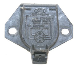 F2UB-14A624-G Ford 7 Round Pin Towing Plug Receiver Socket OEM 8791 - $25.73