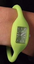 Rumbatime Mujer Grande Apple Verde Lafayette Cuarzo Analógico Silicona Reloj M - £17.18 GBP