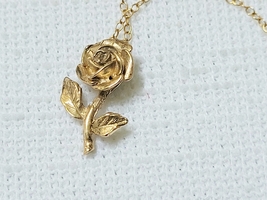 Vintage Gold Plated Rose Necklace 18&quot;  - £5.46 GBP