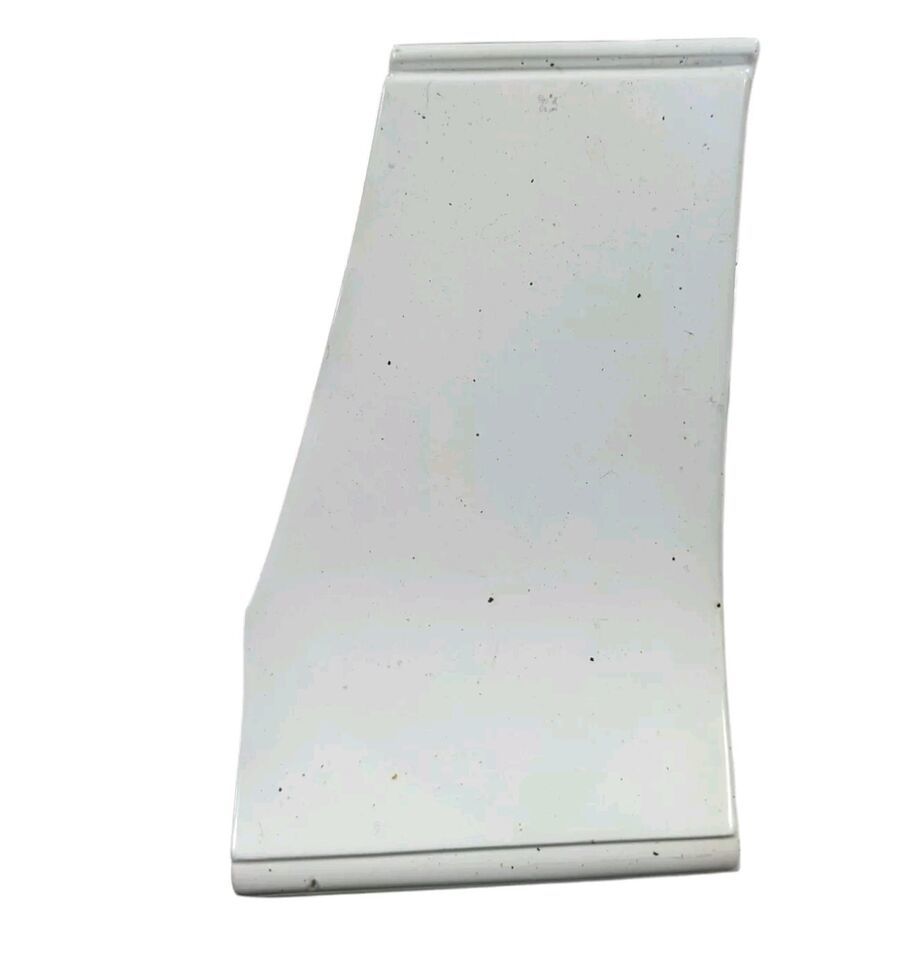 1994 Chevy Lumina Z34 Passenger Side Corner Lower Moulding Trim 10232718-RH - $58.19