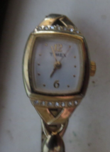 VTG Timex Diamond Collection Stainless Womens MOP Pearl Dial Watch - £29.77 GBP