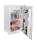 MegaChef 3.2 cu. ft. Compact Freestanding Mini Refrigerator in White - £161.62 GBP