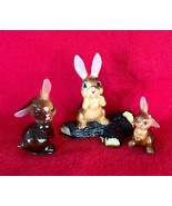 3 Vintage Plastic Rabbits Bunnies Sitting Diorama Floral Arrangement - $187.97 MXN