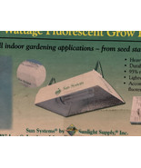 Sun System Grow Light Hood SS- VIII Uses Self Ballasted Florescent Bulbs - $468.13 MXN