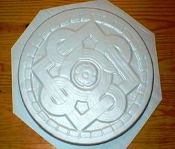 1 DIY 14"x2" ROUND CELTIC STEPPING STONE MOLD MAKE CRAFTS AT HOME FOR $1.00 EACH image 4