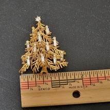 VTG Signed M. Jent Classic Gold Christmas Tree Brooch Crystal Candles Star - £21.15 GBP