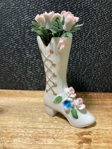 Vintage Porcelain Laced Boot with Boquete and Roses 4&quot; - €7,90 EUR