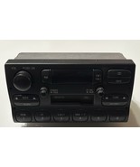 Genuine OEM Ford F8VF-19B132-AA  Radio Cassette Player Crown Vic Marquis... - $1,486.65 MXN