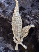 Vintage Rhinestone Leaf Brooch Pin Silver Tone Jewelry Valentines Hollywood Glam - £30.64 GBP