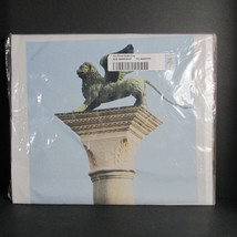 12x18 garden flag - LION ON PILLAR - NEW - Europe - Statue - Art - Sculp... - $80.90 MXN