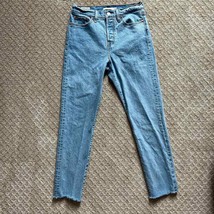 Levi&#39;s Wedgie Icon Button Fly High Rise Raw Hem Jeans sz 26 Tango Hustle - £54.14 GBP