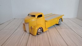 1:24 Jada Dub City D-Rods Hauler Loose Yellow - £19.23 GBP