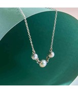 Sterling Silver Three Pearl Festoon Necklace - €64,17 EUR