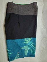 Ocean Current Men&#39;s Size 28 Board Shorts Swim Trunks Black Leaf Pattern - £16.03 GBP