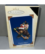 Hallmark Keepsake 2005 HOCKEY THRILLS Nick and Christopher Bear Ornament - $16.13 CAD