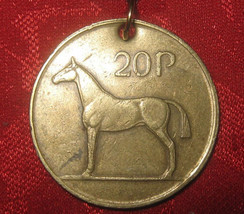 Vintage Rustic Celtic Ireland Irish HORSE/HARP Coin Gold Pendant Necklace Sale - £7.11 GBP