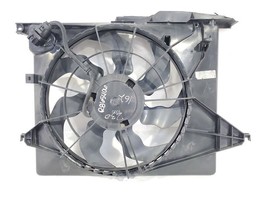 Fan Assembly 3.5L FWD OEM 2010 2011 2012 Hyundai Santa FE - $76.42