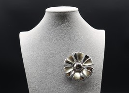 Vtg MCM Two Toned Silver &amp; Cream Enamel Flower Brooch - $372.99 MXN