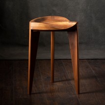 Walnut wood three legged stool - Carved seat - Handmade - Natural finish - 18&quot; h - £262.98 GBP