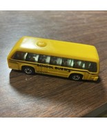 Vintage Hot Wheels 1981 Yellow Schoolbus Clear Windows Plastic Body - $162.12 MXN