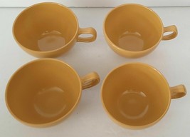 Oneida Deluxe Plastic Melamine Coffee Cups Gold MUSTARD Set of 4 Vintage Cups - £7.85 GBP
