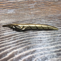 Vintage Crown Trifari Brushed Gold Tone Feather Quill Pin Brooch - $22.44